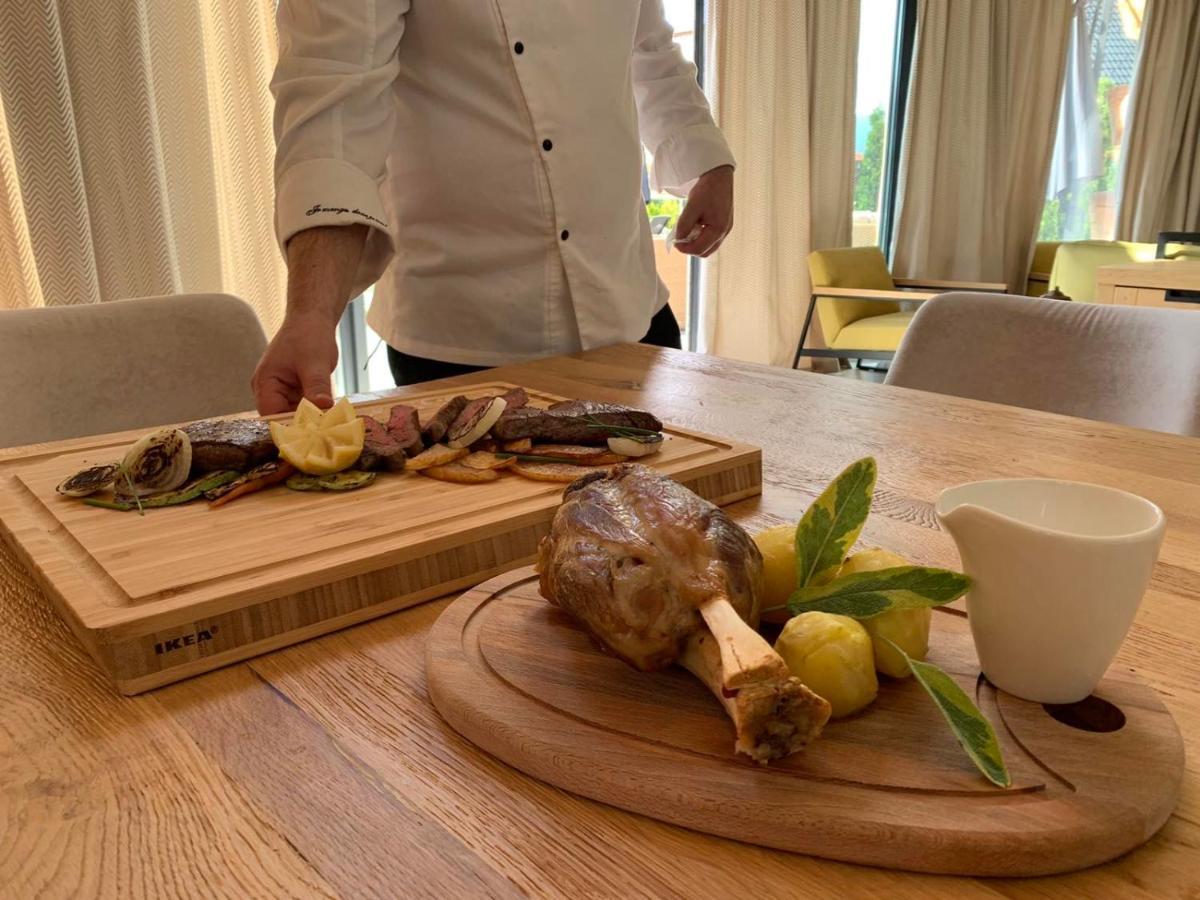 Alpina Luxury Chalets Banja Exteriér fotografie