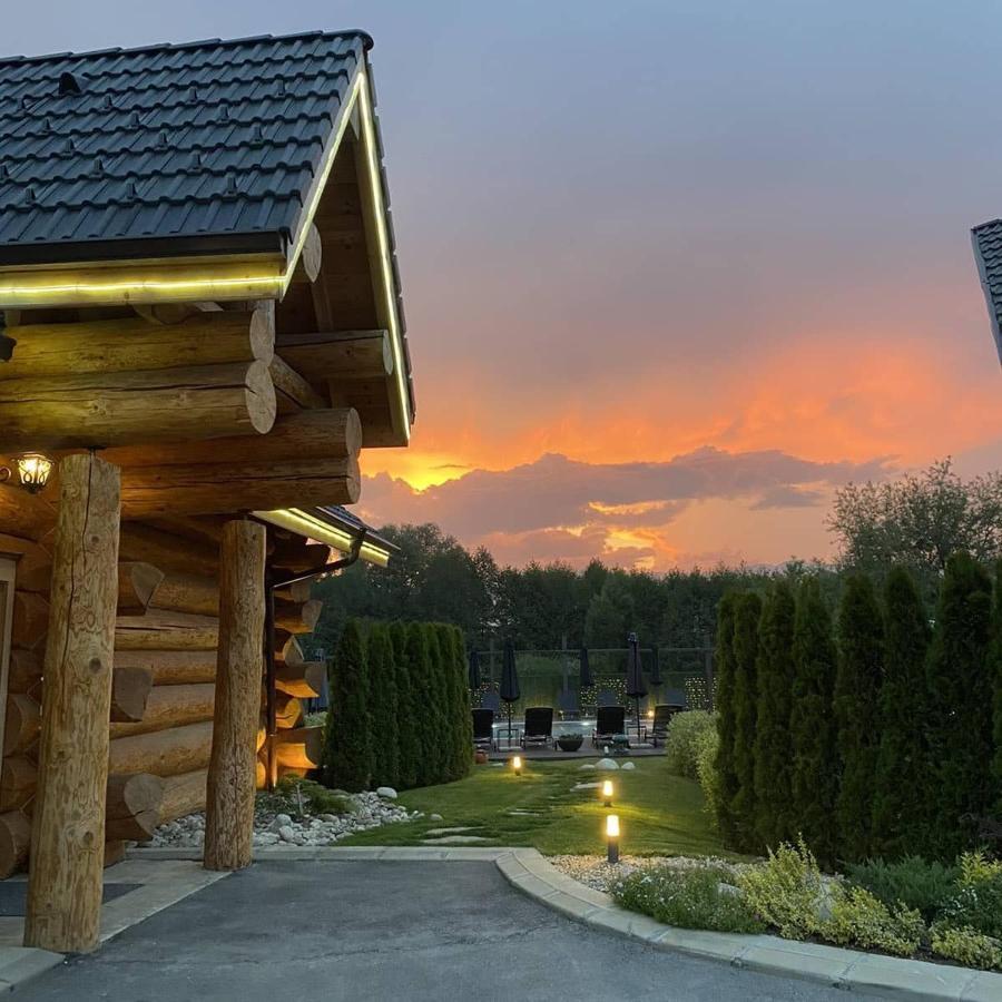 Alpina Luxury Chalets Banja Exteriér fotografie